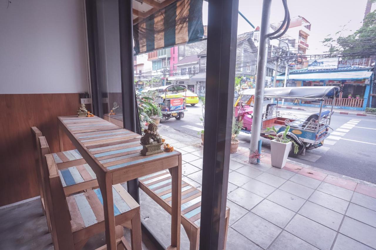 Bts Khaosan Hostel Bangkok Kültér fotó