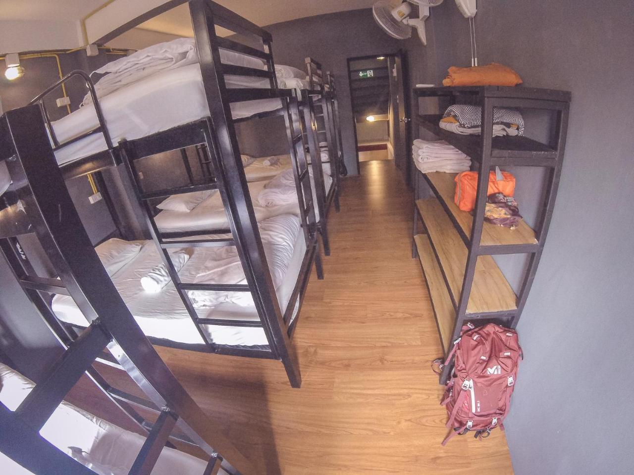 Bts Khaosan Hostel Bangkok Kültér fotó