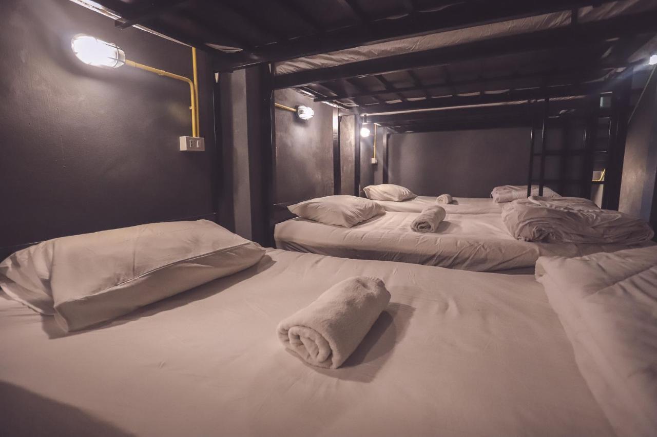 Bts Khaosan Hostel Bangkok Kültér fotó